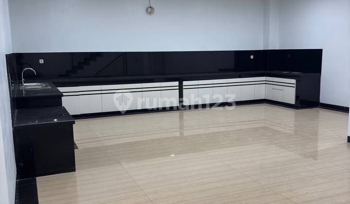 Rumah SHM di Jalan Taman Surya 5 Pegadungan, Kalideres, Kota Jakarta Barat, Dki Jakarta, Indonesia, 11830, Taman Surya