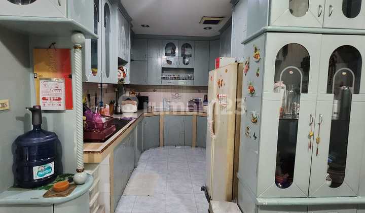 Rumah Taman Palem Lestari