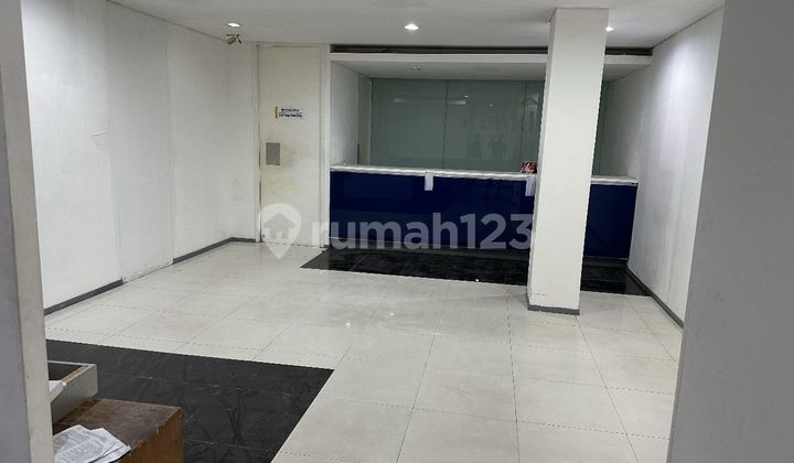 Ruko di Ruko Mutiara Taman Palem, Jl. Boulevard Raya, Cengkareng Timur, Cengkareng, Kota Jakarta Barat, DKI Jakarta, Indonesia, 11730, Cengkareng