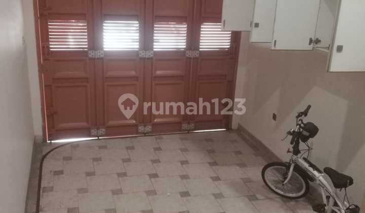 For Sale: Semi-Furnished Pluit Muara Karang House, Ready to Move In, Comfortable and Strategic Location, Good House with SHM at Jl. Pluit Karang Sari XIV No. 18, Pluit, Penjaringan, North Jakarta City, DKI Jakarta, Indonesia, 14450, Muara Karang. 2