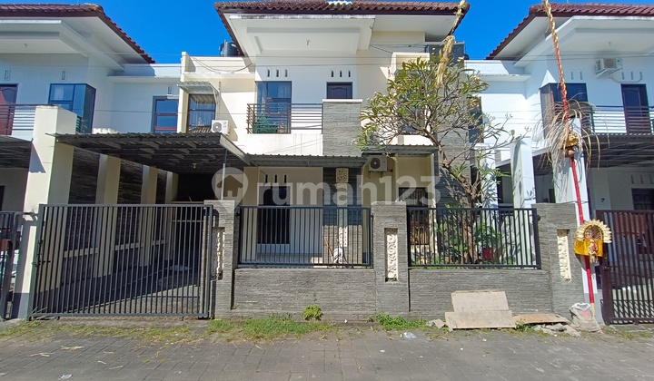 3 bedrooms house for rent at Dangin Puri Kangin, Denpasar, strategic location, well maintained, location in residential area 1