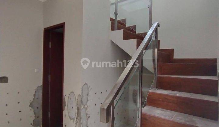 Rumah Baru Modern Lantai 2 Siap Huni Bebas Banjir di Denpasar Utara 12