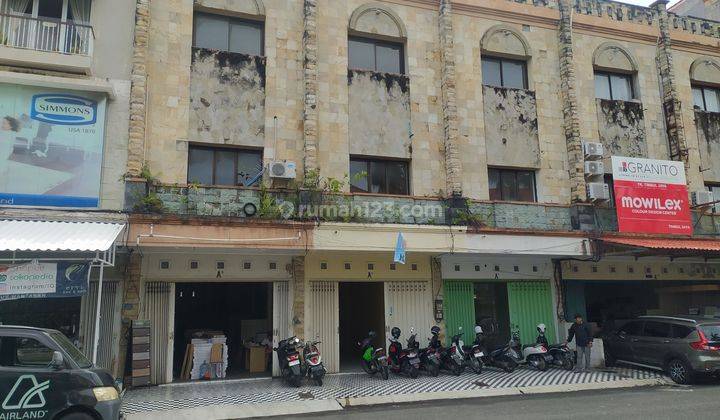 Ruko Siap Pakai Disewakan dalam Pertokoan di Lintasan Denpasar - Kuta 2