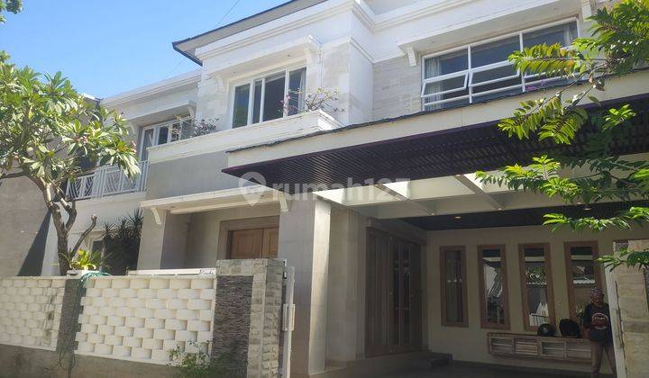 Ready-to-Inhabit House for Rent Furnished in a Housing Complex in the Renon Area Near Sanur, Denpasar  1