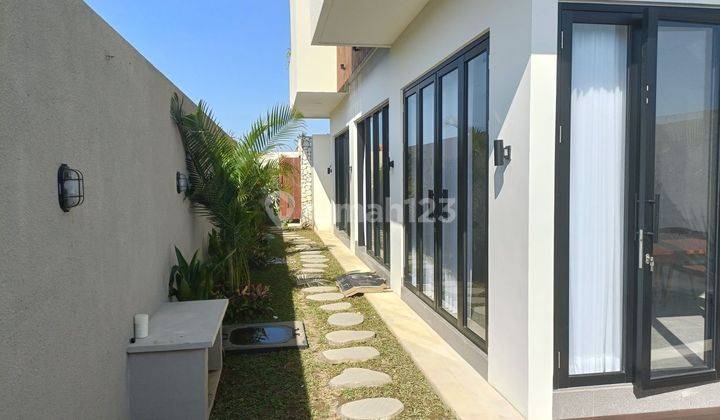 Disewakan Villa Baru dengan 3 Kamar di Area Canggu, Kuta Dekat Pantai Seseh & Tanah Lot 2