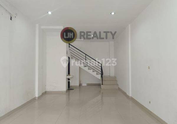 Shophouse for rent at Pemecutan, Denpasar, strategic location close to Kompyang Sujana Stadion 2