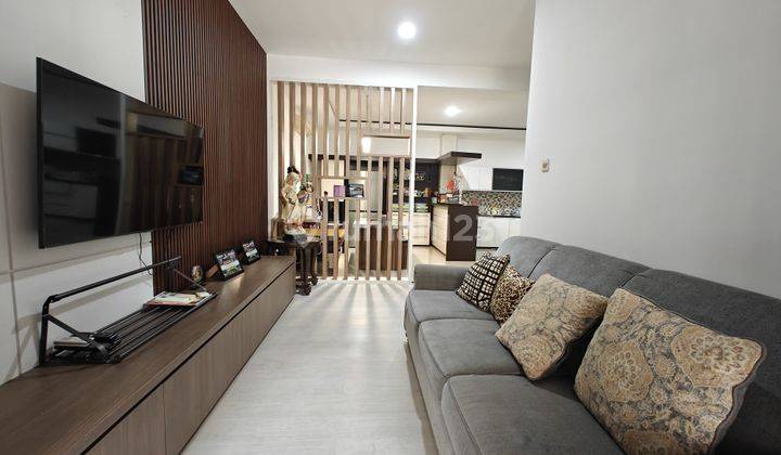 Di Rumah Bu Puri Mansion Puri Indah Luas 120 Hadap Utara Full Renovasi Semi Furnished 1