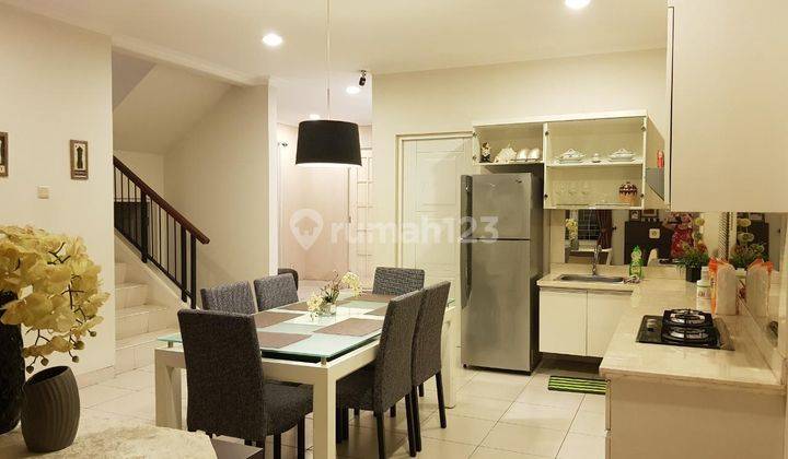 Di Rumah Baru Kota Wisata Cibubur Siap Huni Fully Furnished Luas 220 SHM 2