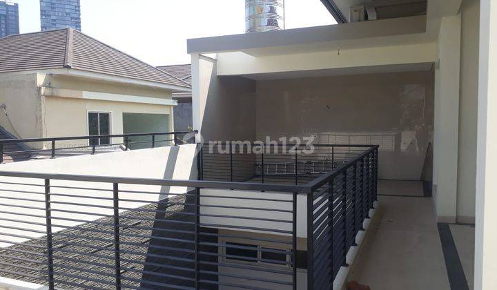 di Rumah Sutera Palma Alam Sutera Semi Furnished Jual Cepat 2