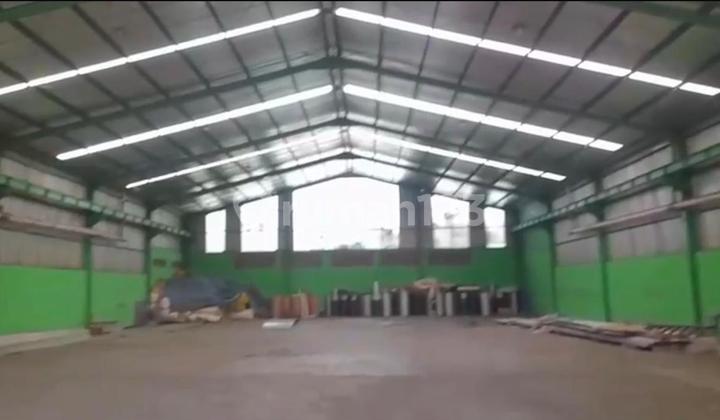 Warehouse For Rent In Jambe, Area 1200 M², Near Toll Access Warehouse For Rent In Jambe, Area 1200 M², Near Toll Access