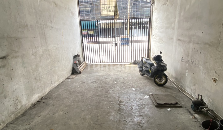 For Quick Rent: Roa Malaka Warehouse Shop House, Coffee Street, Jakarta, 5 Floors, Width 5x35 2