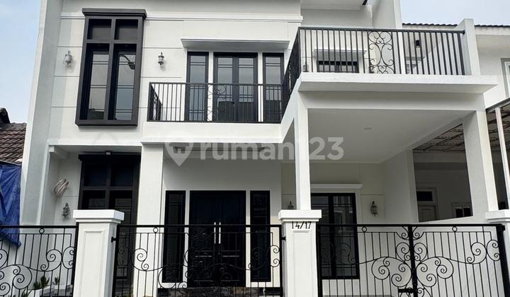 For Sale Ready-to-Occupy House in BSD, Area 135 M2, Freehold Title