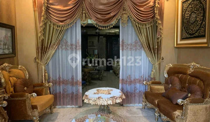 The Gayungsari Surabaya House Ready to Live Comfortably Ron.a2277