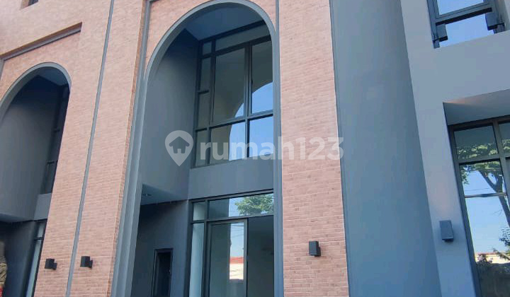 Suitable for Business 2-Story Shophouse in Rungkut Asri Surabaya Aud.a067 Suitable for Business 2-Story Shophouse in Rungkut Asri Surabaya Aud.a067