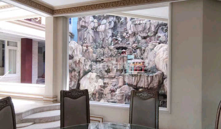 Super Good Luxury House in Dharmahusada Indah Barat Aud.a025