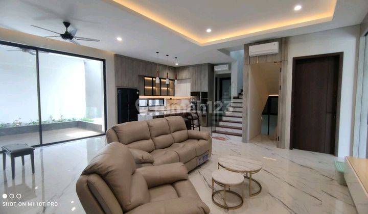 Rumah Mewah Pakuwon City Imperial Beach Surabaya Furnish Ric.a009 1