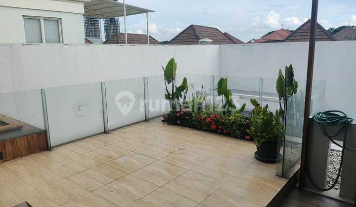 Rumah 3 Lantai di La Riz Embassy Surabaya Area Nyaman RIC.A236 1