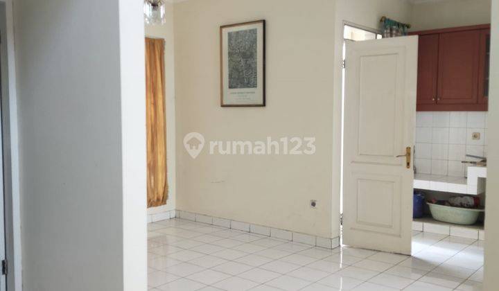 Disewakan Rumah Cantik Harga Murah di Kota Wisata Cibubur 10