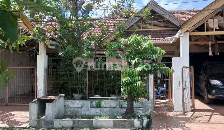 Dijual Rumah Hitung Tanah Nginden Intan Barat Surabaya Ron.a651