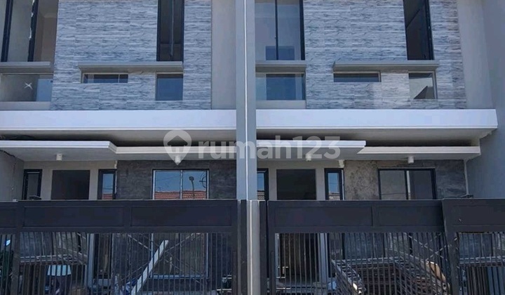 For Sale House Klampis Semolo Timur Sukolilo Surabaya Ron.a1911 2