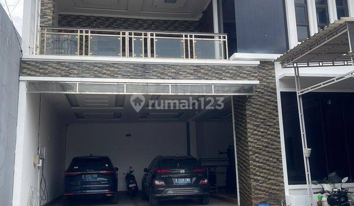 Rumah Mewah 2 Lantai Murah Tengah Kota Tangerang Full Furnished 1