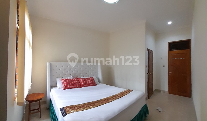 Rumah 2 Lantai Furnished - Dekat Tol Pasteur