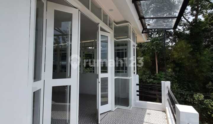 Rumah Modern Minimalis, di Sayap Cikutra - Siap Huni