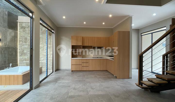 Rumah Baru 2 Lantai di Komplek Kawasan Sejuk Cigadung - Siap Huni Rumah Baru 2 Lantai di Komplek Kawasan Sejuk Cigadung - Siap Huni