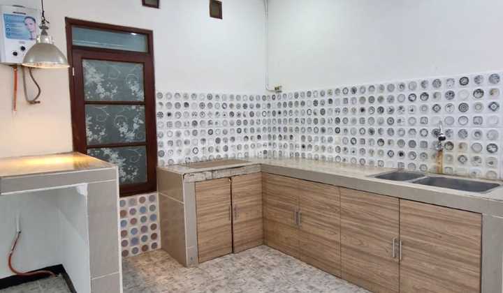 Rumah 2 Lantai di Taman Kopo Indah - Lokasi Strategis 2