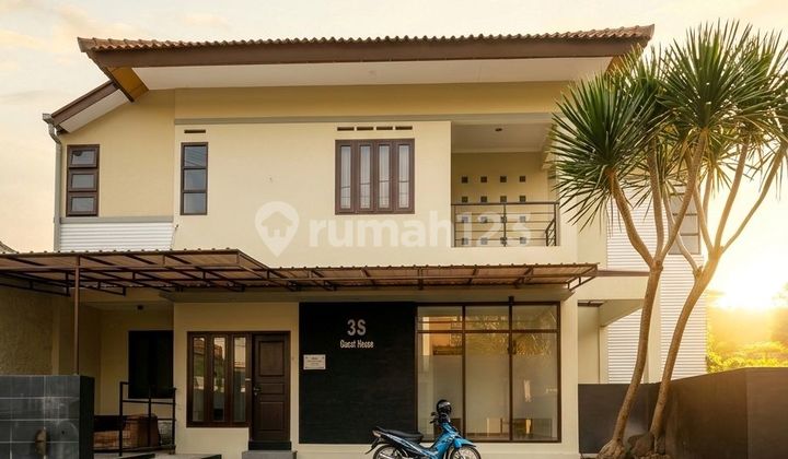 Rumah Cocok untuk Kantor atau Hunian Keluarga di Setiabudi - Lokasi Strategis