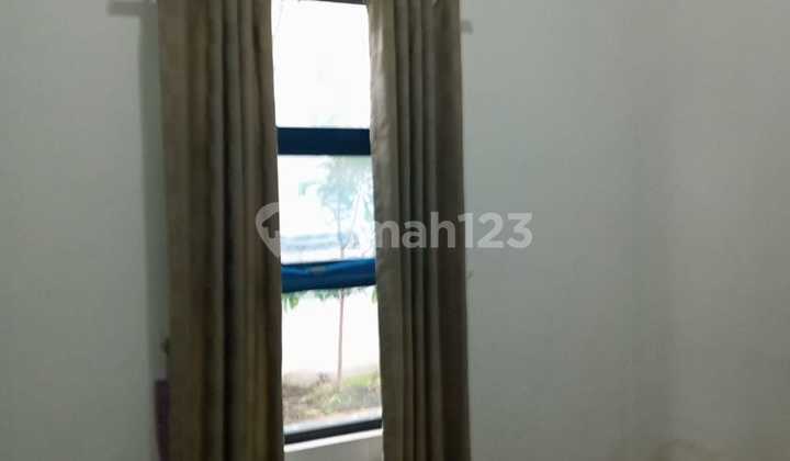 Rumah 1 Lantai di Komplek Eksklusif Tengah Kota - Luas Tanah 240 m2 2