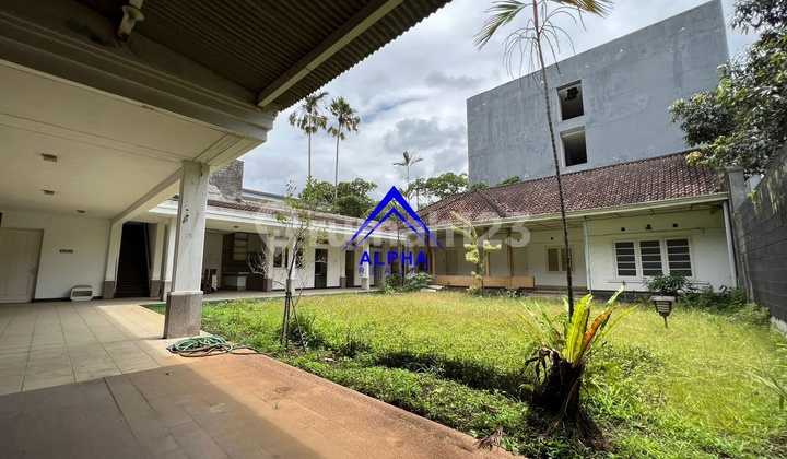 Rumah SHM Bagus Semi Furnished di Dago, Bandung 2