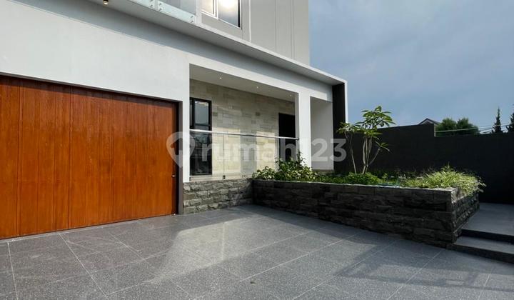 Special Price This Month! New Modern House in Exclusive Setiabudi Complex - Ready to Occupy