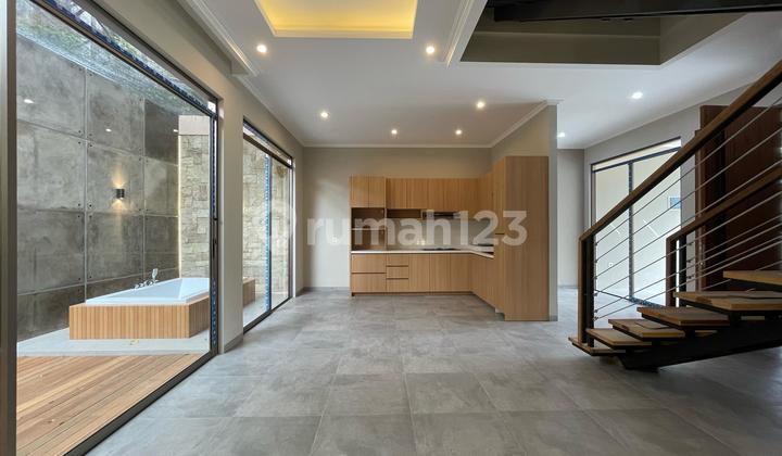 Ready Stock! Rumah Baru 2 Lantai di Kawasan Sejuk Cigadung - Siap Huni Ready Stock! Rumah Baru 2 Lantai di Kawasan Sejuk Cigadung - Siap Huni