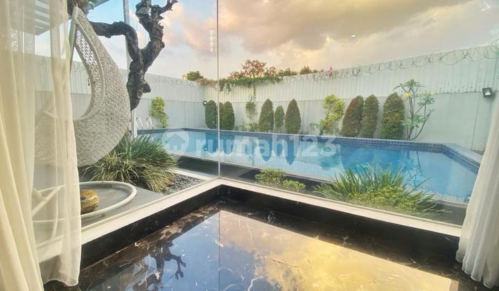 Luxury House in Bandung City near PVJ – With Swimming Pool & Fully Furnished