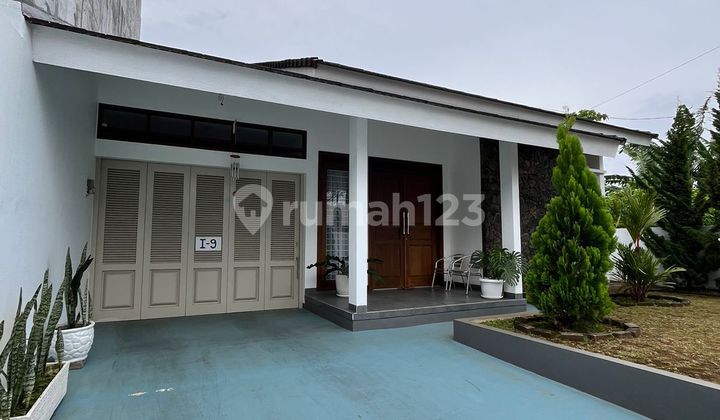 Rumah Luas Tanah Besar di Ciwaruga - Udara Sejuk