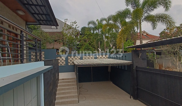 Kontrakan Rumah Bagus Furnished di Sayap Cikutra, Bandung