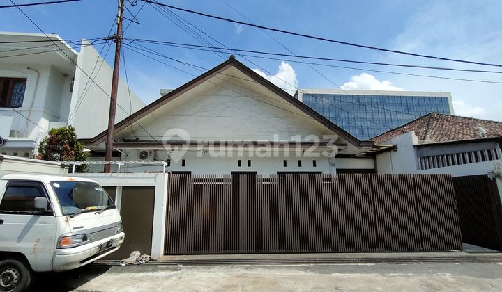 Rumah Hadap Selatan Hitung Tanah di Pasir Kaliki - Lokasi Strategis 1