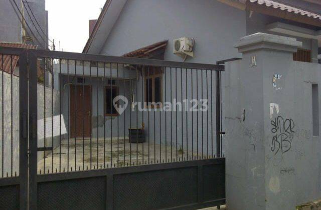 Dijual Cepat Murah Rumah Kost Kebon Kacang 1