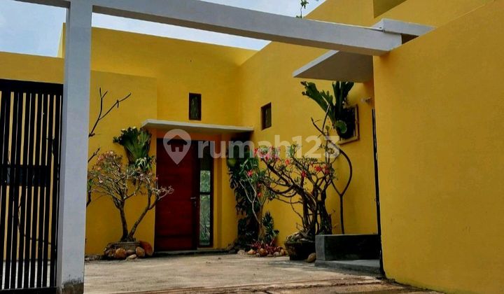 Jual Rumah Keren .Design Arsitek.selangkah ke Jln Pajajaran Bogor ******** Strategis Daerah Elite.lingkungan Aman ******** Depan ********.bangunan ********.lt420m20812xxxxxxxx