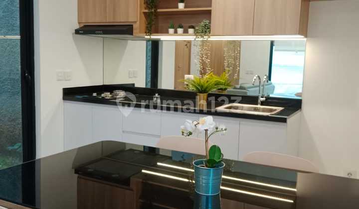 Rumah 3 Lantai Dekat Mall BExchange Bintaro 4