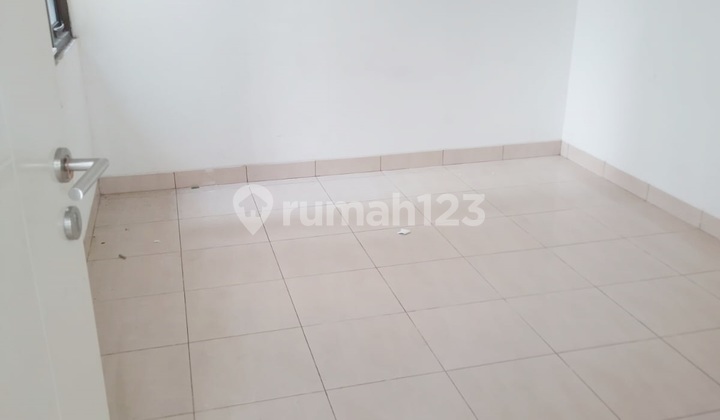 Dijual Murah Rumah di Cluster Villagio yang Nyaman & Aman 2