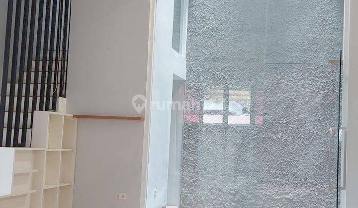 Dijual Rumah Murah 3 Lantai Siap Huni di Taman Puspa Citra Raya