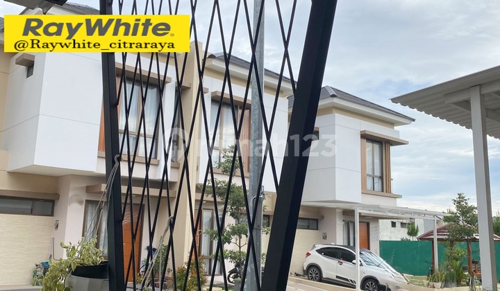 Rumah Cantik sudah Semi Furnished & SHM di Cluster Pine Tree 2