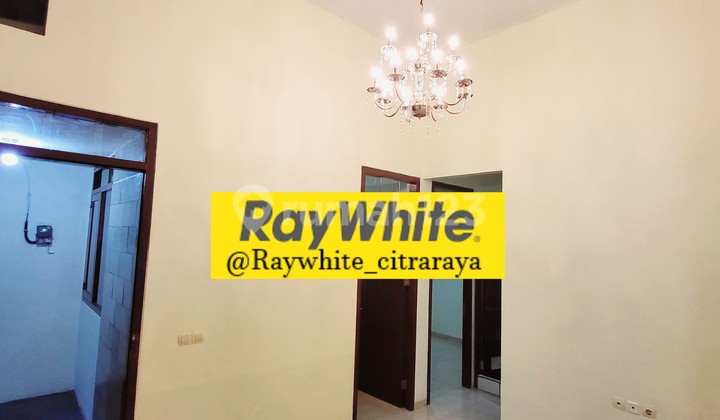 Rumah Renovasi semi furnished yg Nyaman di Perum Pondok Citra 2