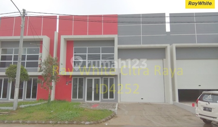 Gudang Siap Usaha ada Office di Pergudangan Bizpoint Cikupa