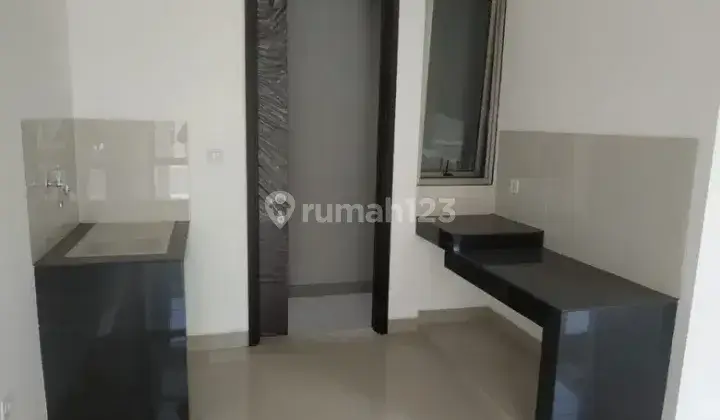 RUMAH SEWA PIK 2, TAHAP 1 , 2 LANTAI DEKAT DENGAN AKSES TOLL 2