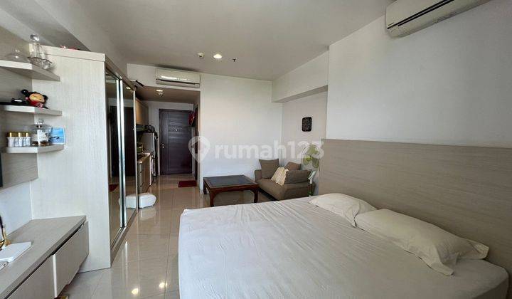 Apartement West Vista 1 BR Semi Furnished 1