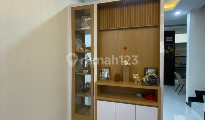 Golf Lake Residence 2-Storey House for Rent. Nice. Ready to Occupied.