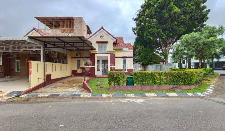 Dijual rumah beverly hook samping taman 1